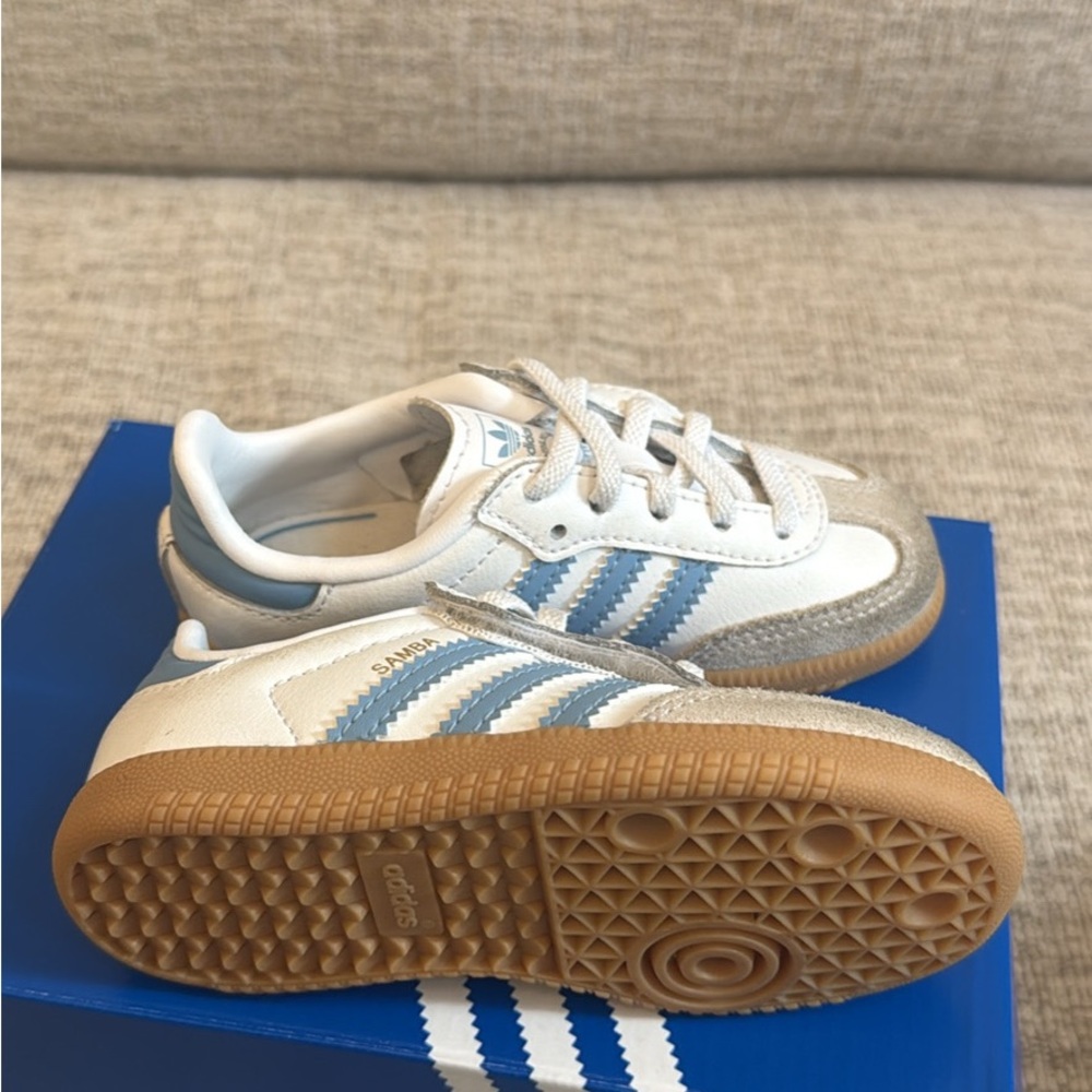 adidas Kids Samba Classic Sneaker - White & Light Blue with Gum Sole